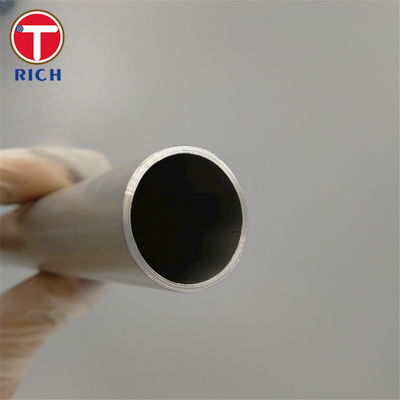 Un bon prix. Tuyau d'acier inoxydable de rond de JIS G3467 pour Fried Heater en ligne