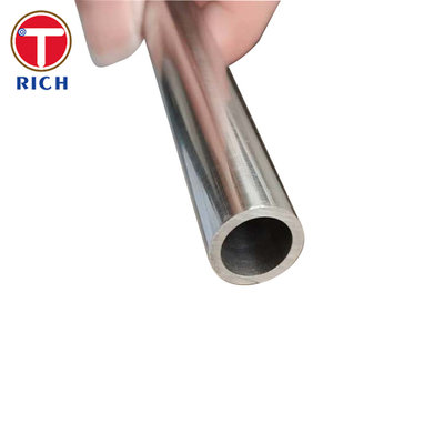 Un bon prix. DIN 17121 RSt 37-2 Tubes rondes sans soudure Tubes en acier circulaires sans soudure pour les travaux d'acier structurel en ligne