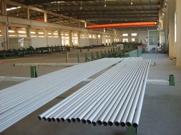 Un bon prix. Tube en acier soudé inoxydable de ferrite/austénitique pour le service de corrosion générale en ligne