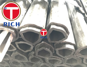 Un bon prix. Q235 / Q345 machinant la forme spéciale de triangle d'aciers pour Algricultural Machineries en ligne