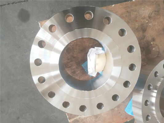 Un bon prix. usinage et garnitures inoxydables de tube de pièces de machines de bride de cou de soudure du tuyau d'acier 316Ti en ligne