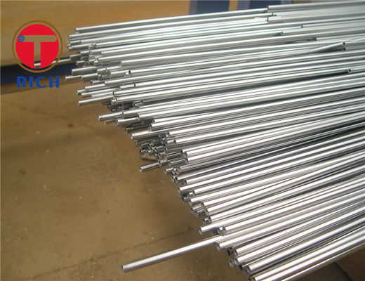Un bon prix. Tuyau d'acier au carbone de SAE J356 11x0.9mm 12.7x0.9mm Erw normalisé pour des véhicules à moteur en ligne