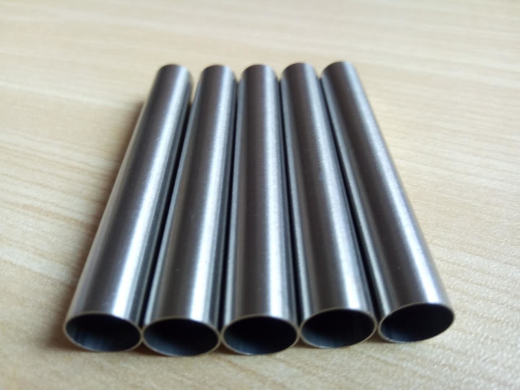 Le carbone sans couture de JIS G3455 a huilé le tube en acier de précision extérieure pour le service à haute pression