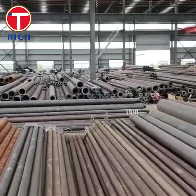 JIS G3456 Tubes en acier sans soudure laminées à chaud Tubes en acier au carbone pour service à haute température