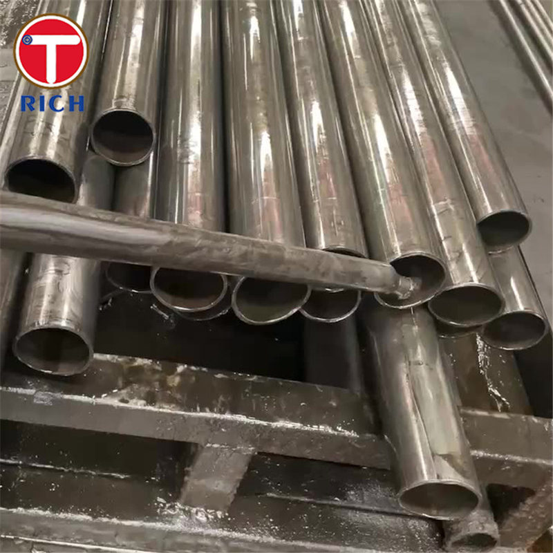 ASTM A672 A50 Tubes en acier soudés Tubes en acier soudés par fusion électrique pour le service à haute pression à température modérée