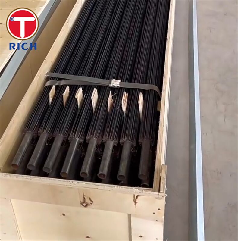 Tubes à ailettes longitudinales soudées résistantes à la corrosion avec une tolérance aux hautes températures pour un transfert de chaleur amélioré dans les échangeurs de chaleur d'huile