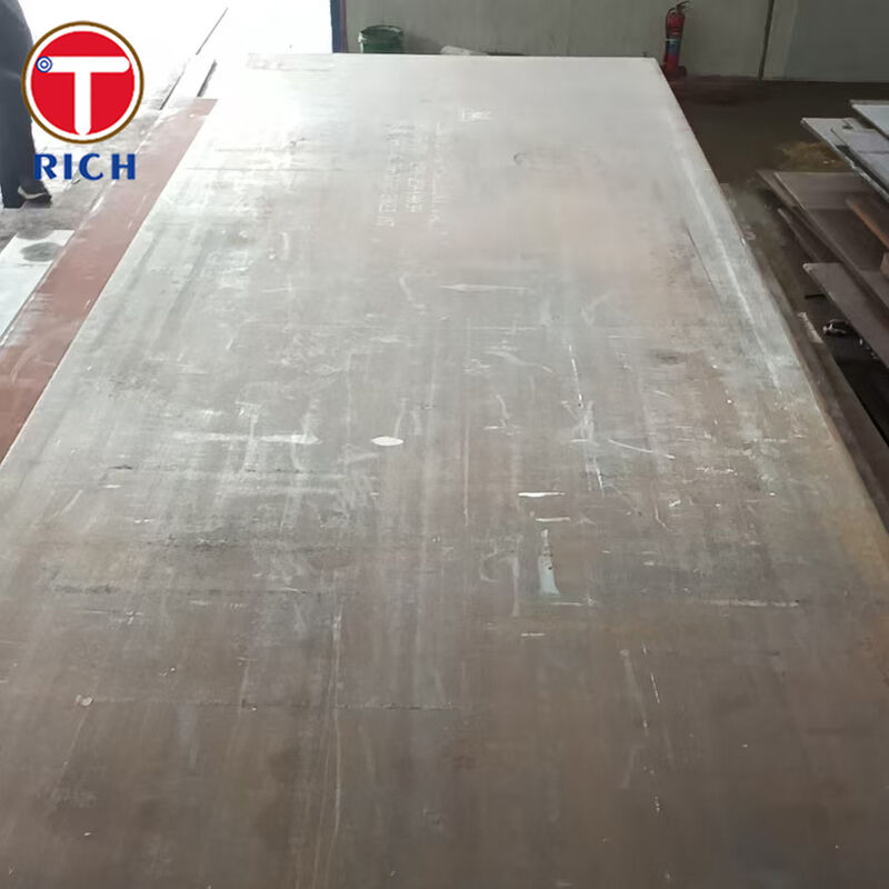 Plaque d'acier laminée à chaud de qualité ASTM A131 AH32 Haute résistance 315 MPa Résultat avec dureté d'impact Charpy V-notch pour la construction navale