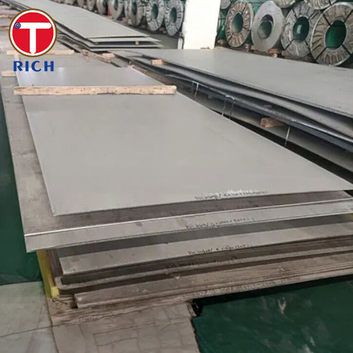 Plaque d'acier laminée à chaud de qualité ASTM A131 AH32 Haute résistance 315 MPa Résultat avec dureté d'impact Charpy V-notch pour la construction navale