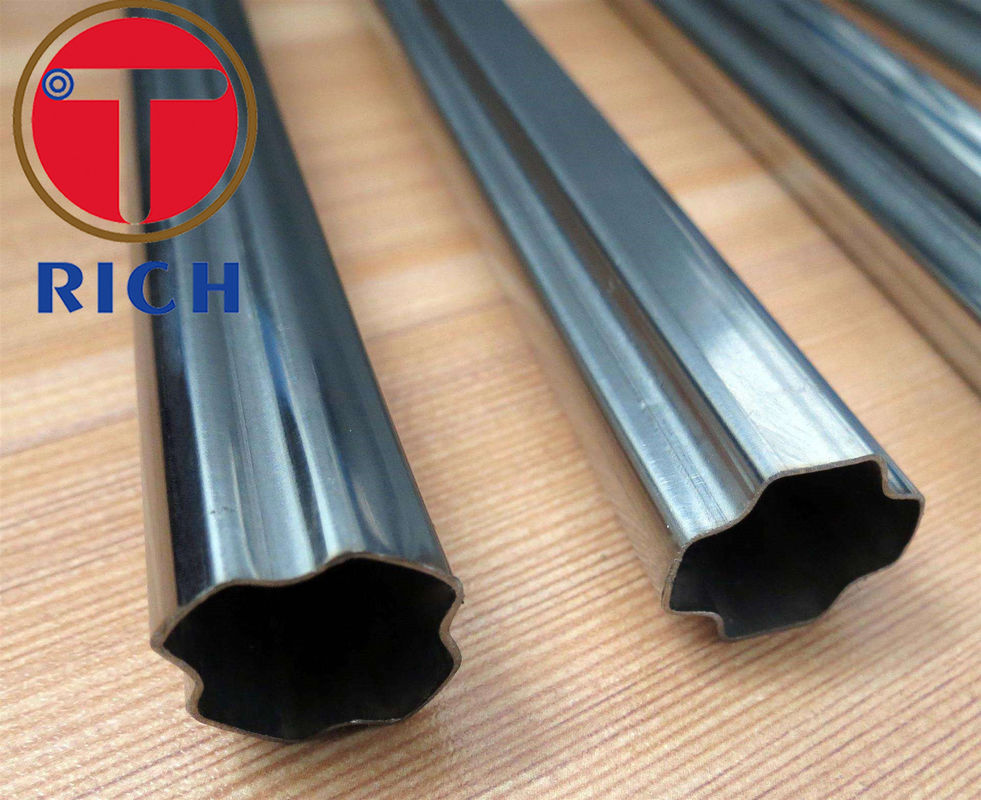 Tubes d'acier octogonales galvanisées de 2 à 10 mm pour échafaudage photovoltaïque