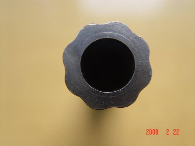 Les tubes et tuyaux sans soudure, en acier de tubes spéciaux à l'intérieur du Special rond d'extérieur forment