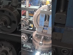 A500 Tubes carrées en acier au carbone Tubes structurelles en acier au carbone à haute résistance pour la structure du bâtiment