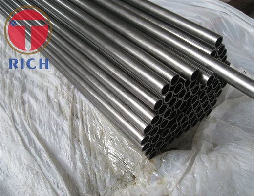 Un bon prix. 2205 tube rond d'acier inoxydable d'ASTM A213 25mm pour l'industrie chimique en ligne