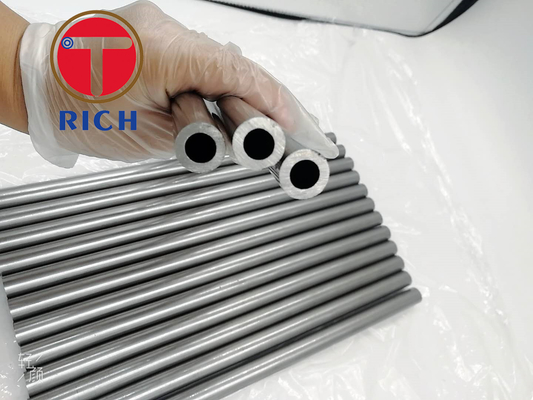 Un bon prix. Tuyau d'acier sans couture de précision de rond d'EN10305-1 E215 NBK pour des véhicules à moteur en ligne