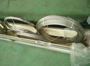 Un bon prix. Tubes recuits lumineux ASTM A213 ASTM A269 EN10216-5 TC1 de l'acier inoxydable D4/T3 enroulé de tubes en ligne