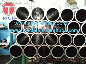 Un bon prix. Tubes et tuyaux sans soudure, en acier à haute pression de GB/T3093 10A 20A Q345A pour le moteur diesel en ligne