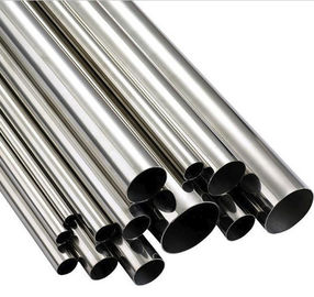 Un bon prix. Petite en électrique 10217-7 GB/T24593-2009 du tube ASTM A269 d'acier inoxydable de trou du radiateur 4mm en ligne