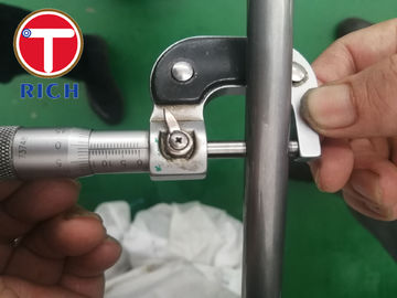 Un bon prix. Millimètre en acier de poids des tubes de précision soudé par tuyau d'acier étiré à froid d'amortisseur 0,8 - 16 en ligne