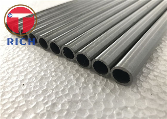 Un bon prix. Tubes en acier sans soudure ASME SA210 Gr.A1 Gr.C à carbone moyen pour chaudière et surchauffeur en ligne