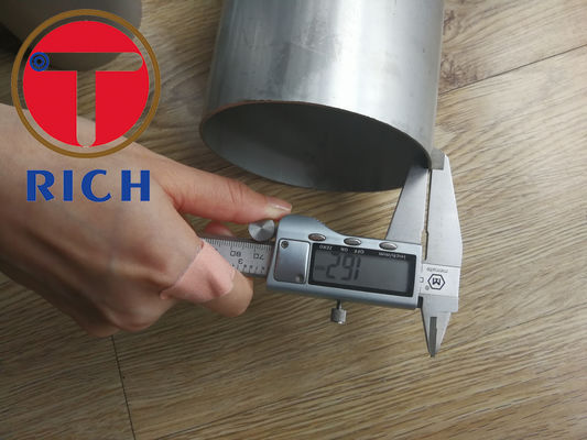 Un bon prix. Tuyau d'acier inoxydable d'A789 Uns S31803 2205 en ligne