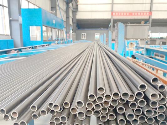 Un bon prix. Tubes d'échangeur de chaleur de l'acier au carbone 1mm d'ASTM A179 en ligne