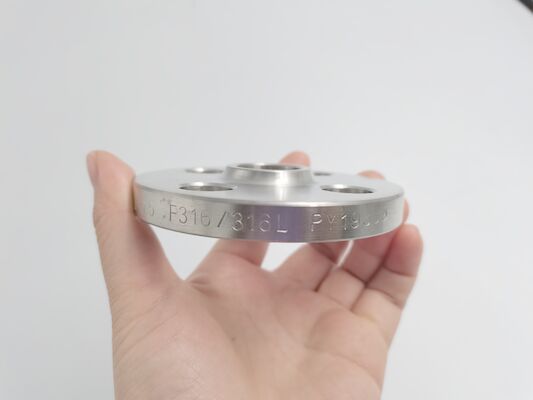 Un bon prix. Glissement de CONCESSION de JIS 30K AINSI sur la bride soudant l'acier inoxydable en ligne