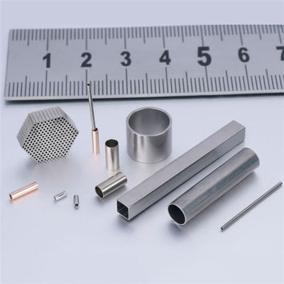 Un bon prix. Tube capillaire 6*6mm TS16949 carré d'acier inoxydable d'ERW 304 en ligne
