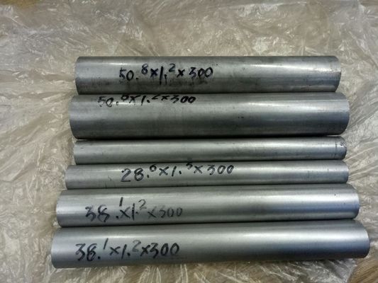 Un bon prix. JIS G3314 SA1D a soudé le tuyau d'acier aluminisé autour de la forme en ligne