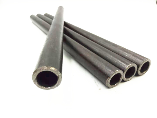 Un bon prix. Tuyau d'acier d'alliage de 4130 ERW DOM Cold Rolled Steel Tubing en ligne