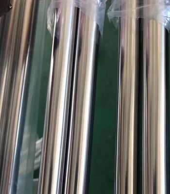 Un bon prix. Tuyau d'acier inoxydable soudé de polissage d'ASTM A270 54*1.5 SUS304 316 en ligne