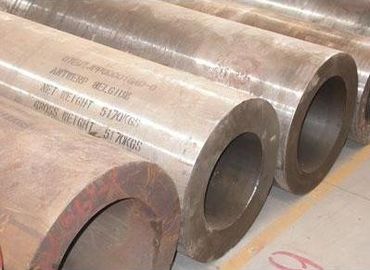 Un bon prix. Tube sans couture de finition chaud rond du tuyau d'acier T5 T9 d'alliage d'ASTM A213 en ligne